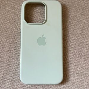 Apple case for iPhone 15 pro